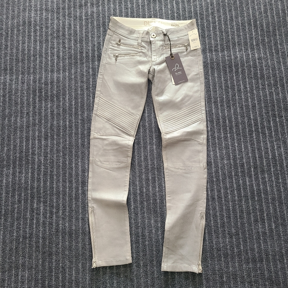 DL1961 Textured Silver Jeans Size 27
